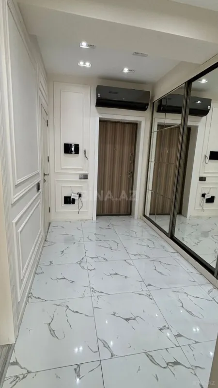 Satılır 2 otaqlı mənzil 55 m²