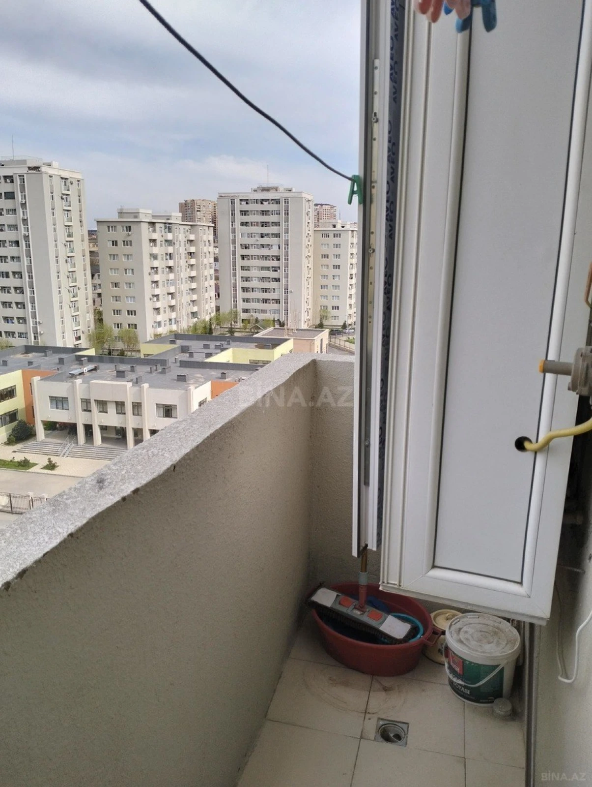 Satılır 1 otaqlı mənzil 40 m²