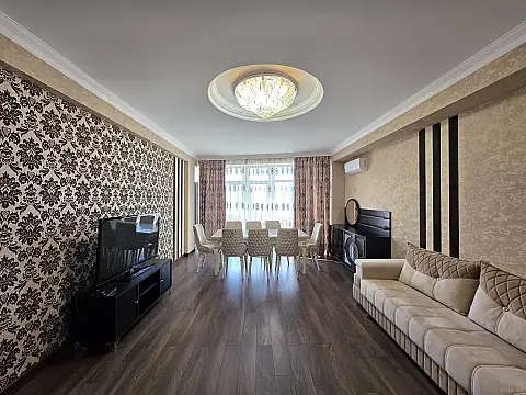 Kirayə verilir 4 otaqlı mənzil 170 m² — Bakı, Xətai 4 otaq 170.00 m²