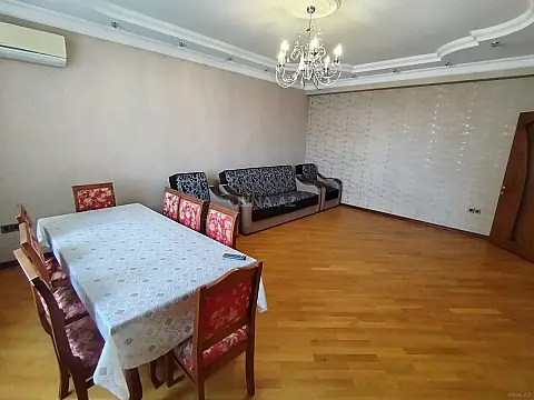Kirayə verilir 2 otaqlı mənzil 80 m²