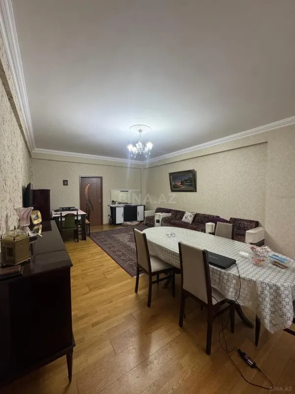 Kirayə verilir 3 otaqlı mənzil 120 m²