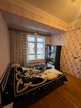 Kirayə verilir 3 otaqlı mənzil 120 m²