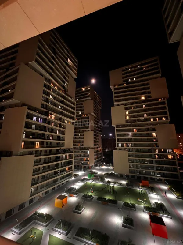 Kirayə verilir 2 otaqlı mənzil 66 m²