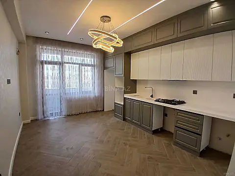 Satılır 3 otaqlı mənzil 139 m² — Bakı 3 otaq 139.00 m²