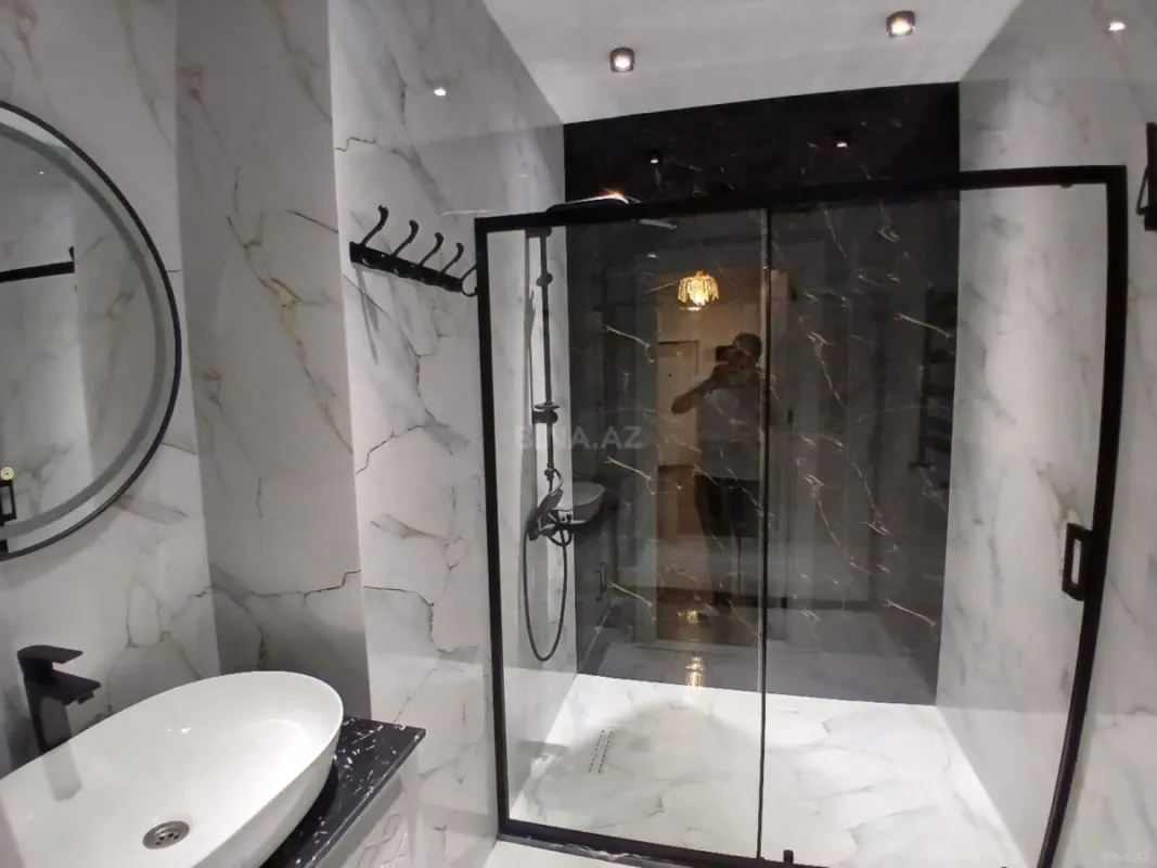 Satılır 3 otaqlı mənzil 139 m²