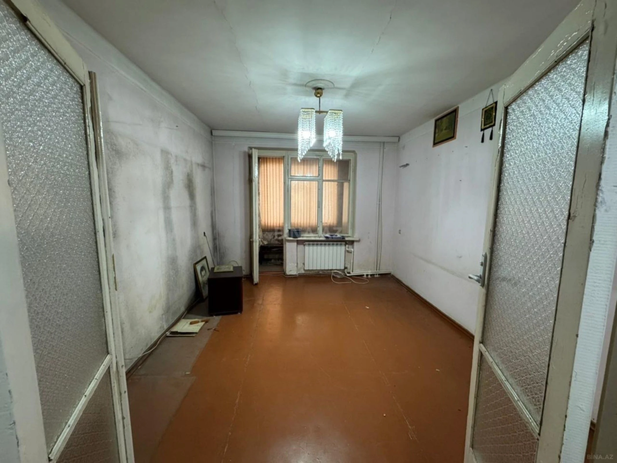 Satılır 5 otaqlı mənzil 104 m²