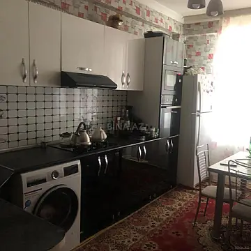 Satılır 3 otaqlı mənzil 90 m²