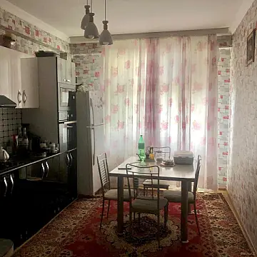 Satılır 3 otaqlı mənzil 90 m²