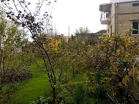 Satılır torpaq sahəsi 12 m²