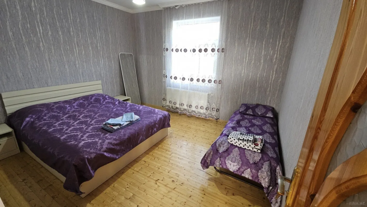Kirayə verilir 2 otaqlı həyət evi 90 m²