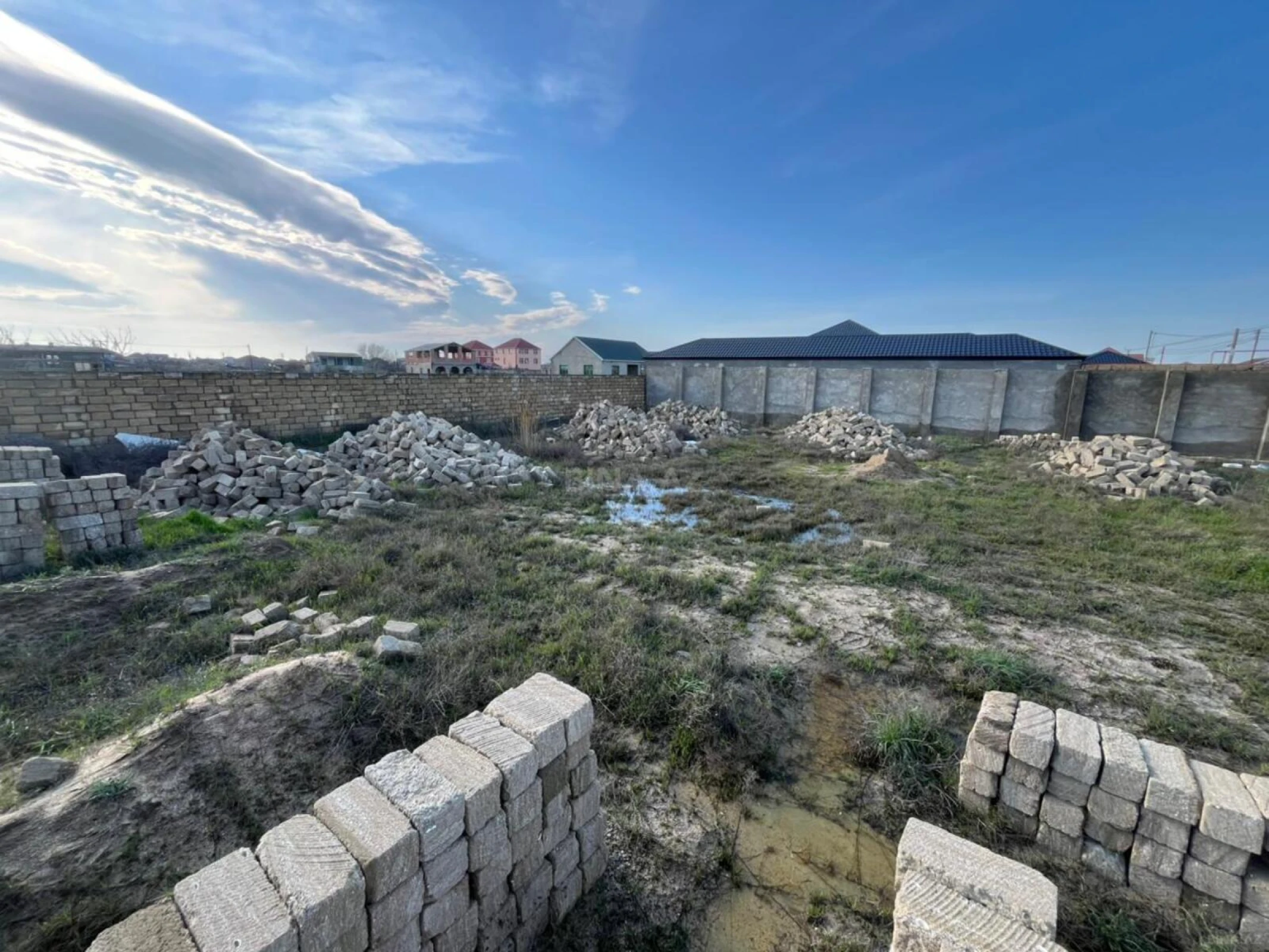 Satılır torpaq sahəsi 9 m²