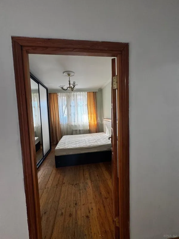 Kirayə verilir 2 otaqlı mənzil 65 m²