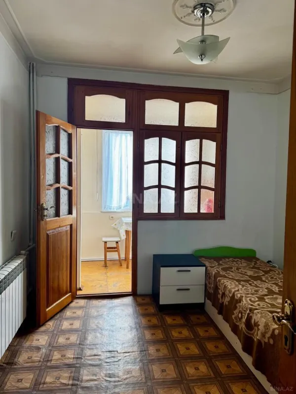 Kirayə verilir 2 otaqlı mənzil 65 m²