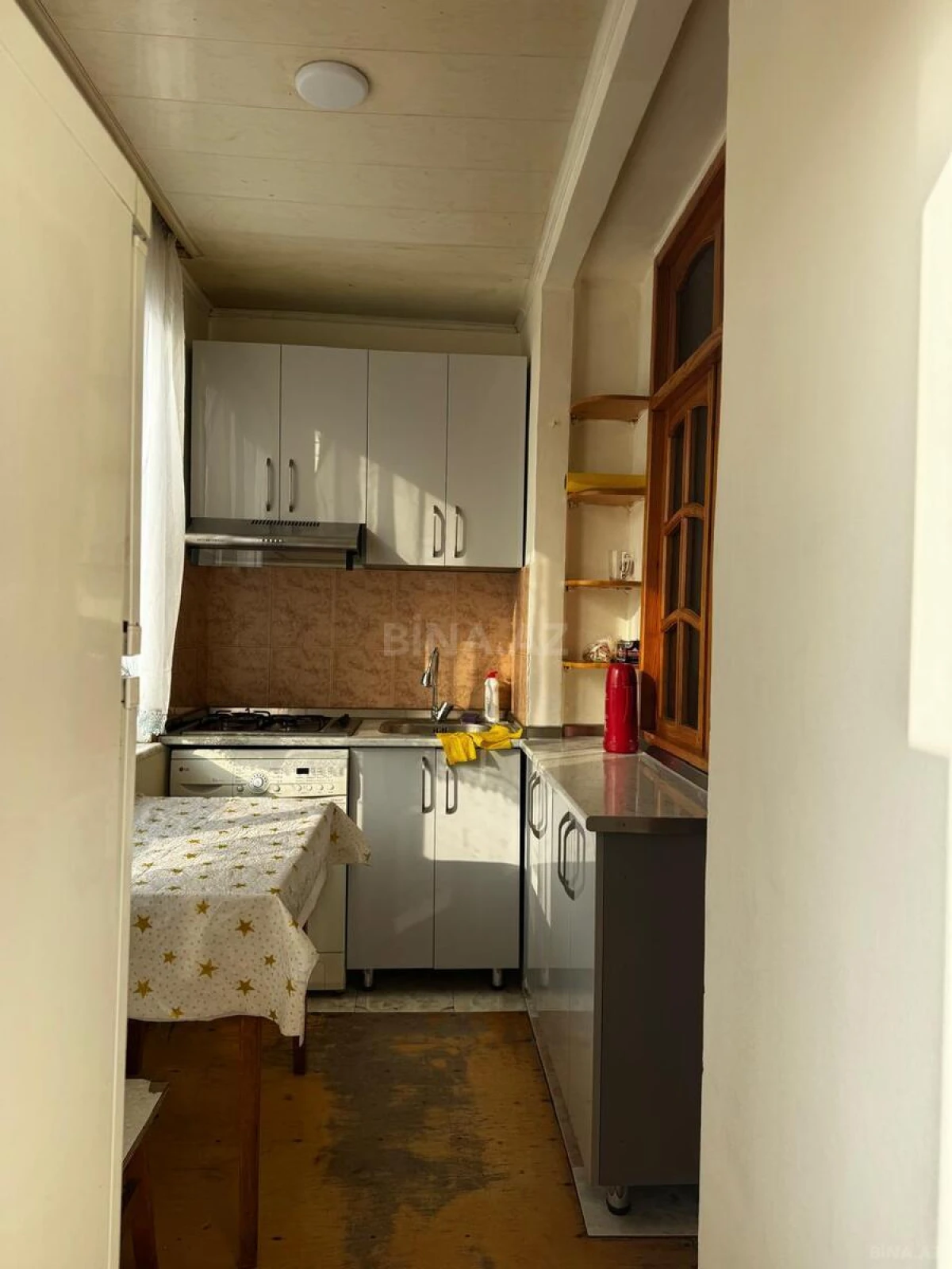 Kirayə verilir 2 otaqlı mənzil 65 m²