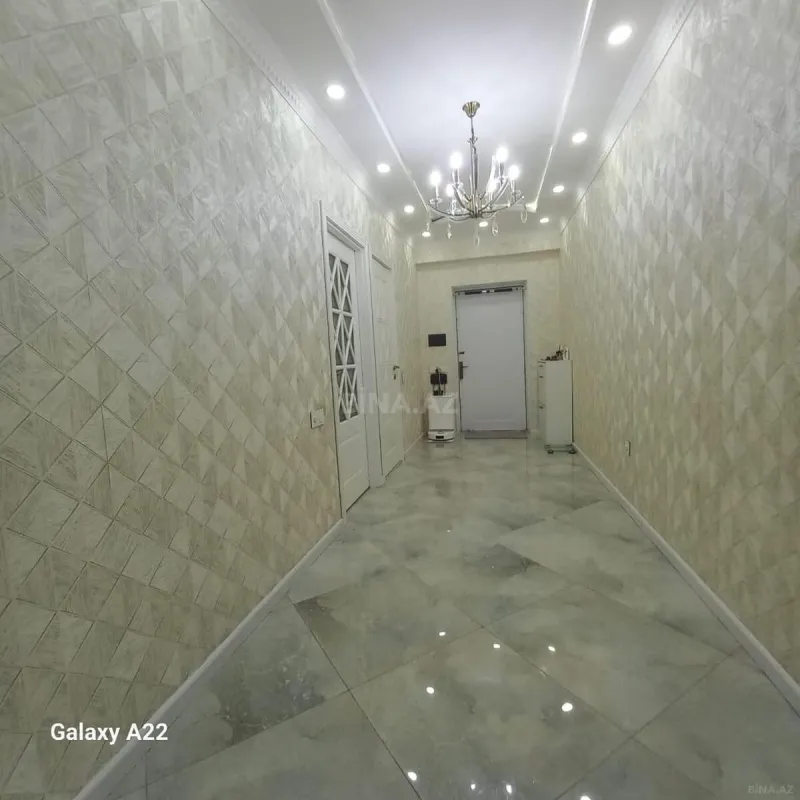 Satılır 2 otaqlı mənzil 74 m²