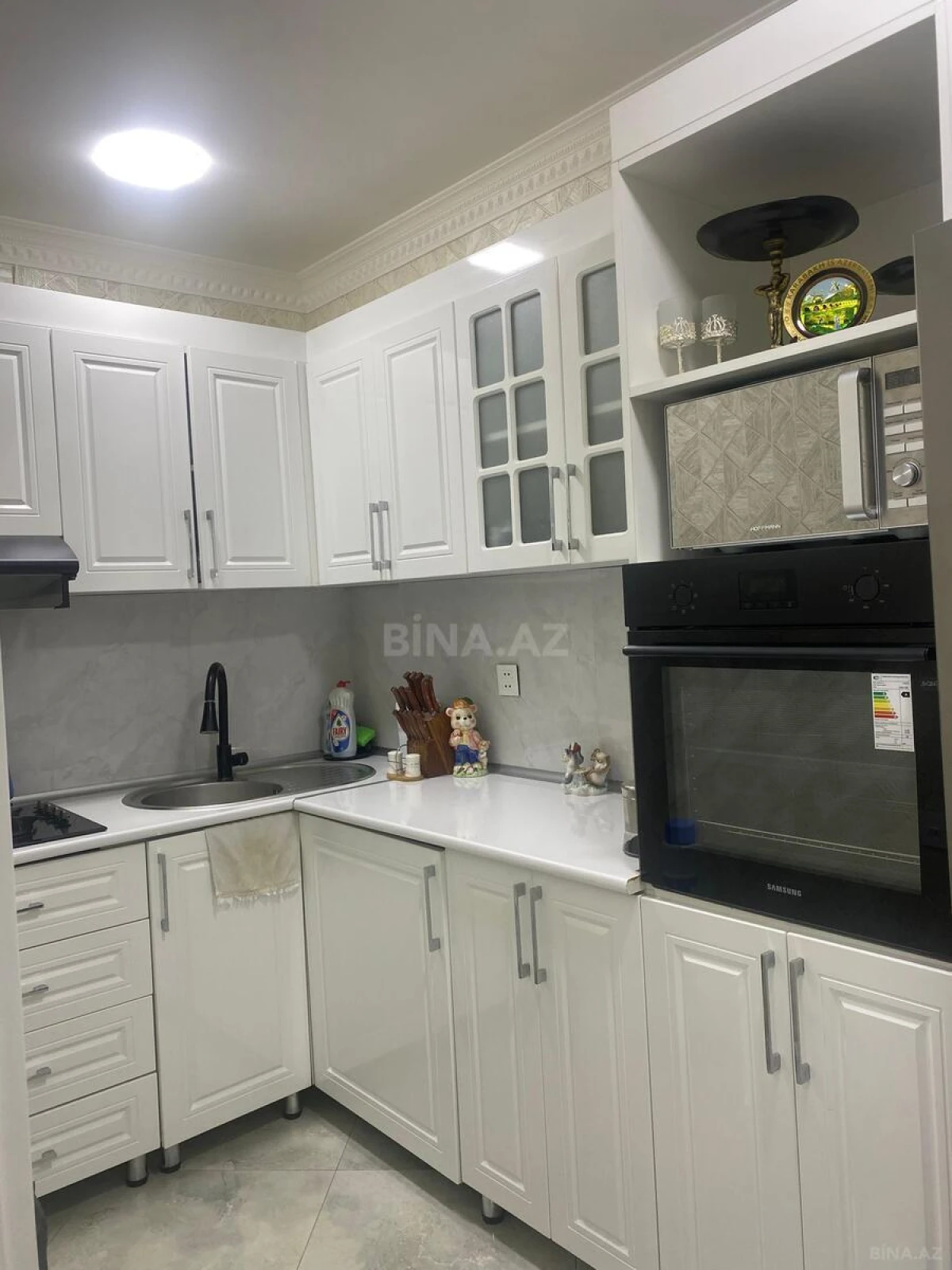 Satılır 2 otaqlı mənzil 74 m²