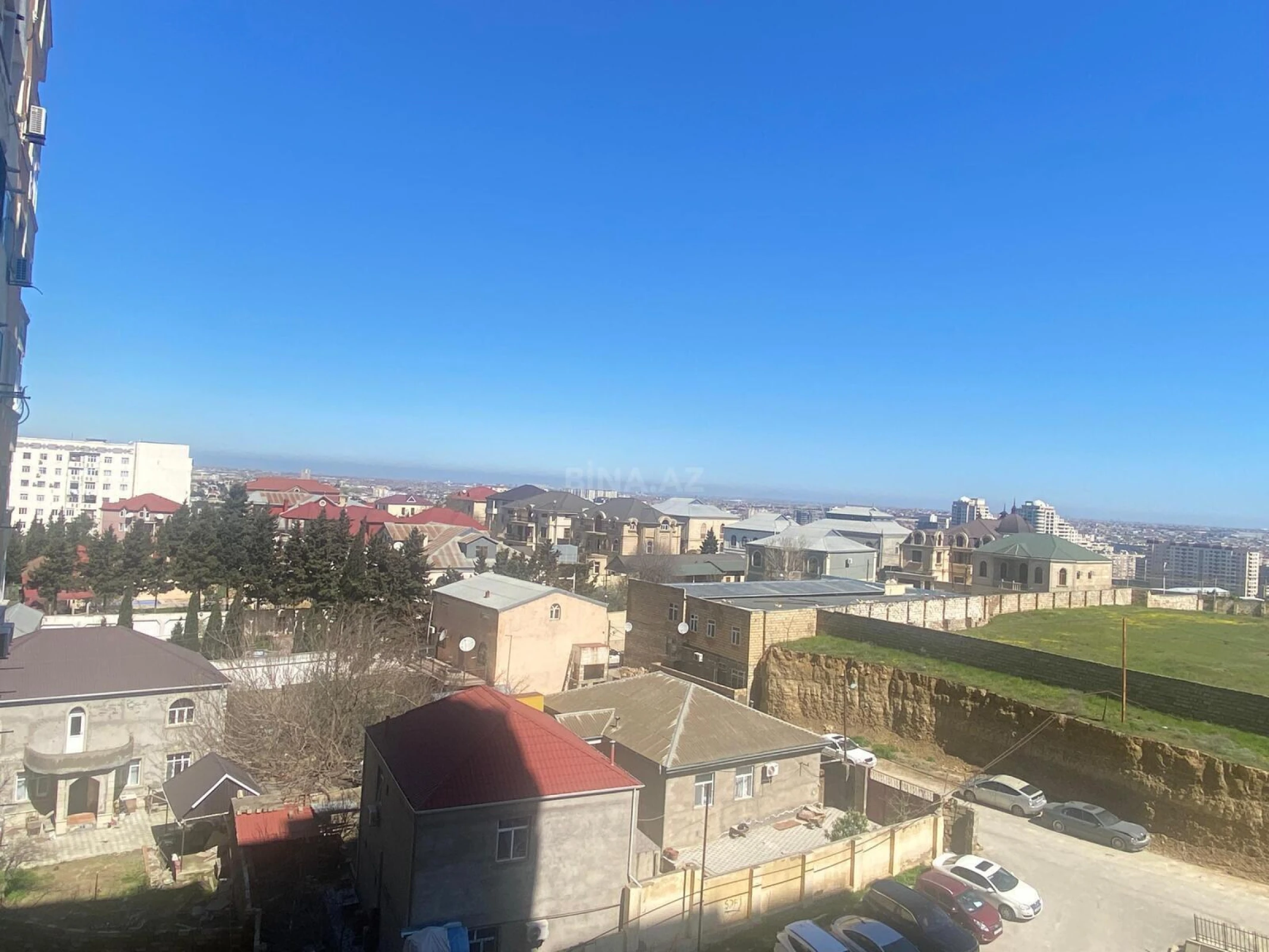 Satılır 2 otaqlı mənzil 74 m²