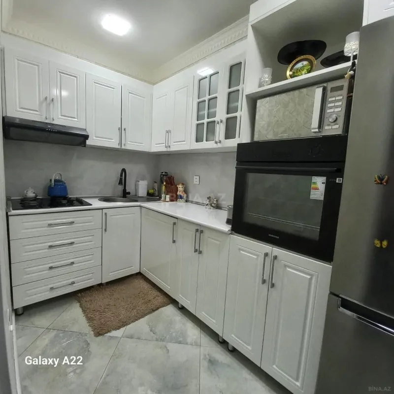 Satılır 2 otaqlı mənzil 74 m²