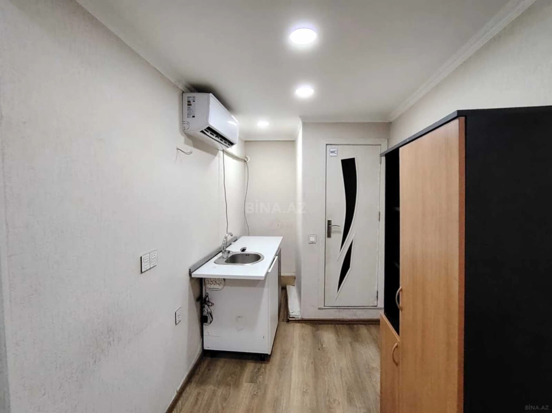 Kirayə verilir 3 otaqlı ofis 89 m²