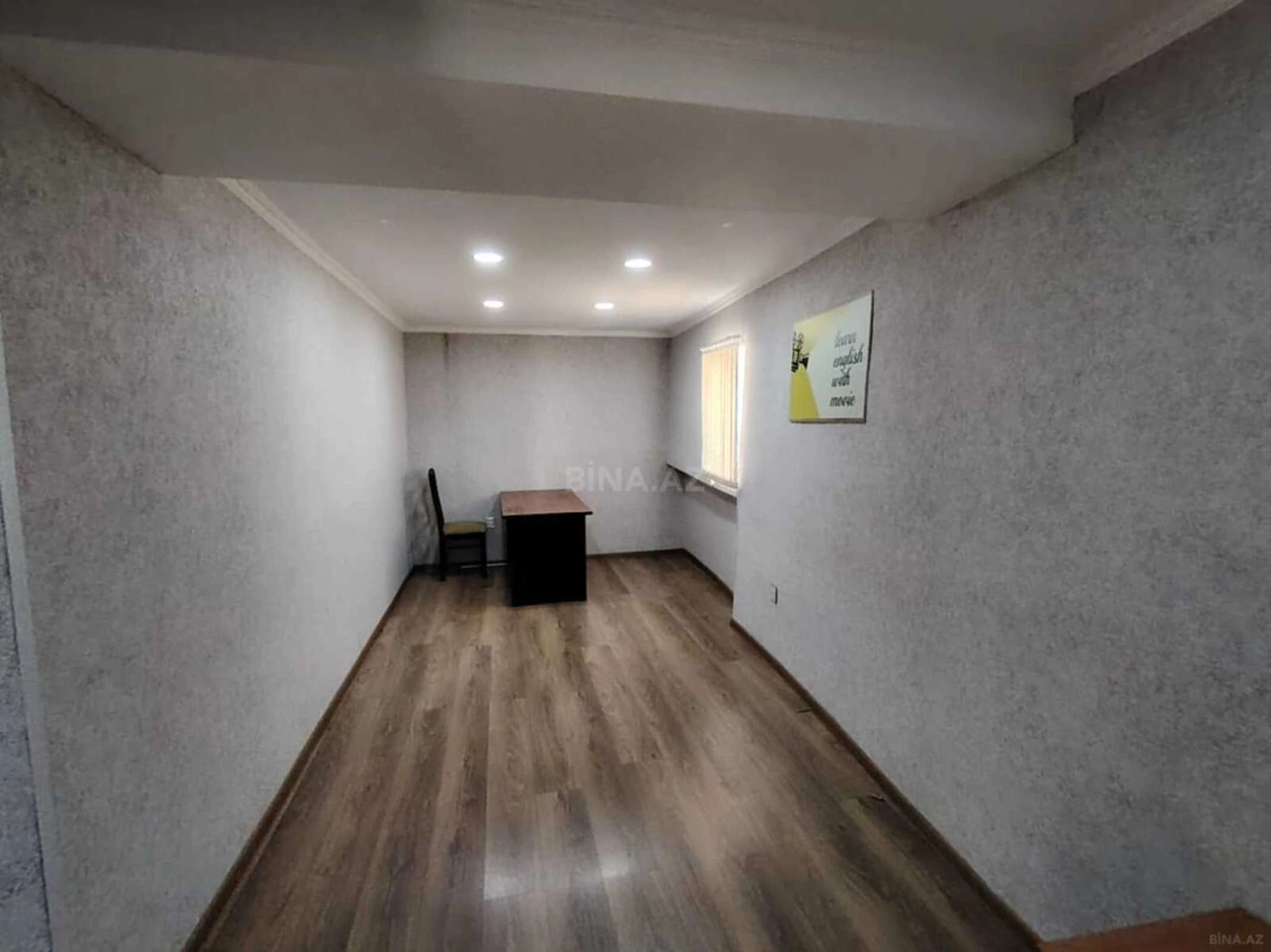 Kirayə verilir 3 otaqlı ofis 89 m²