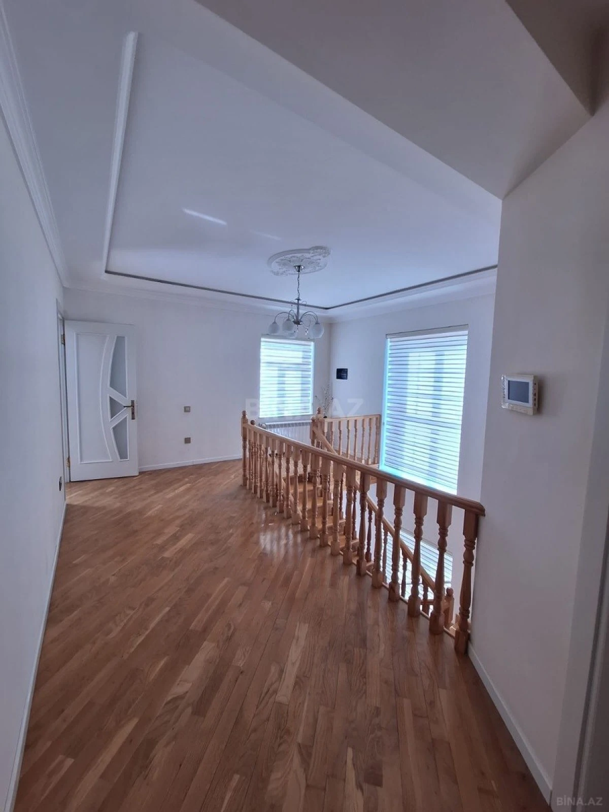 Kirayə verilir 6 otaqlı həyət evi 500 m²