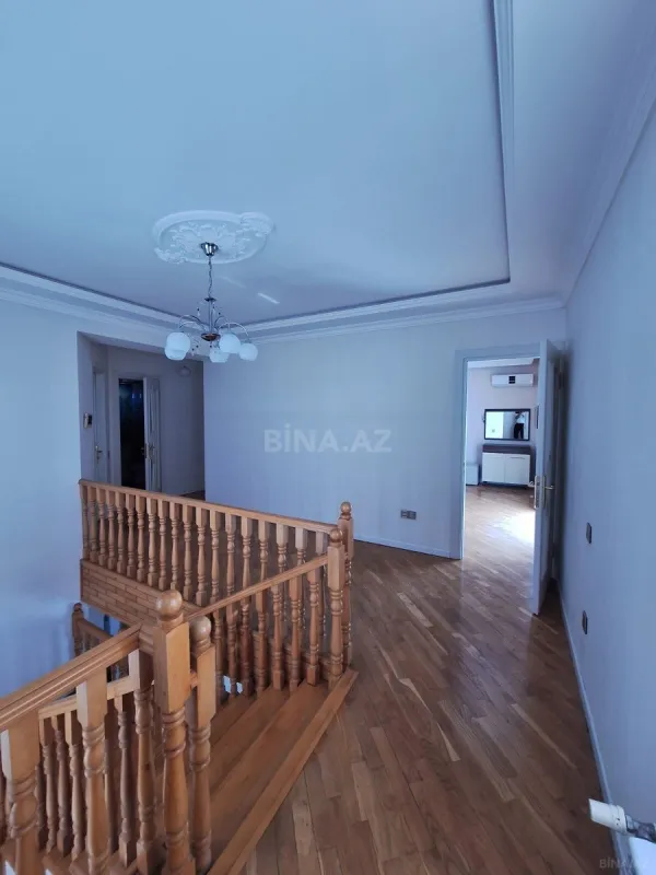 Kirayə verilir 6 otaqlı həyət evi 500 m²
