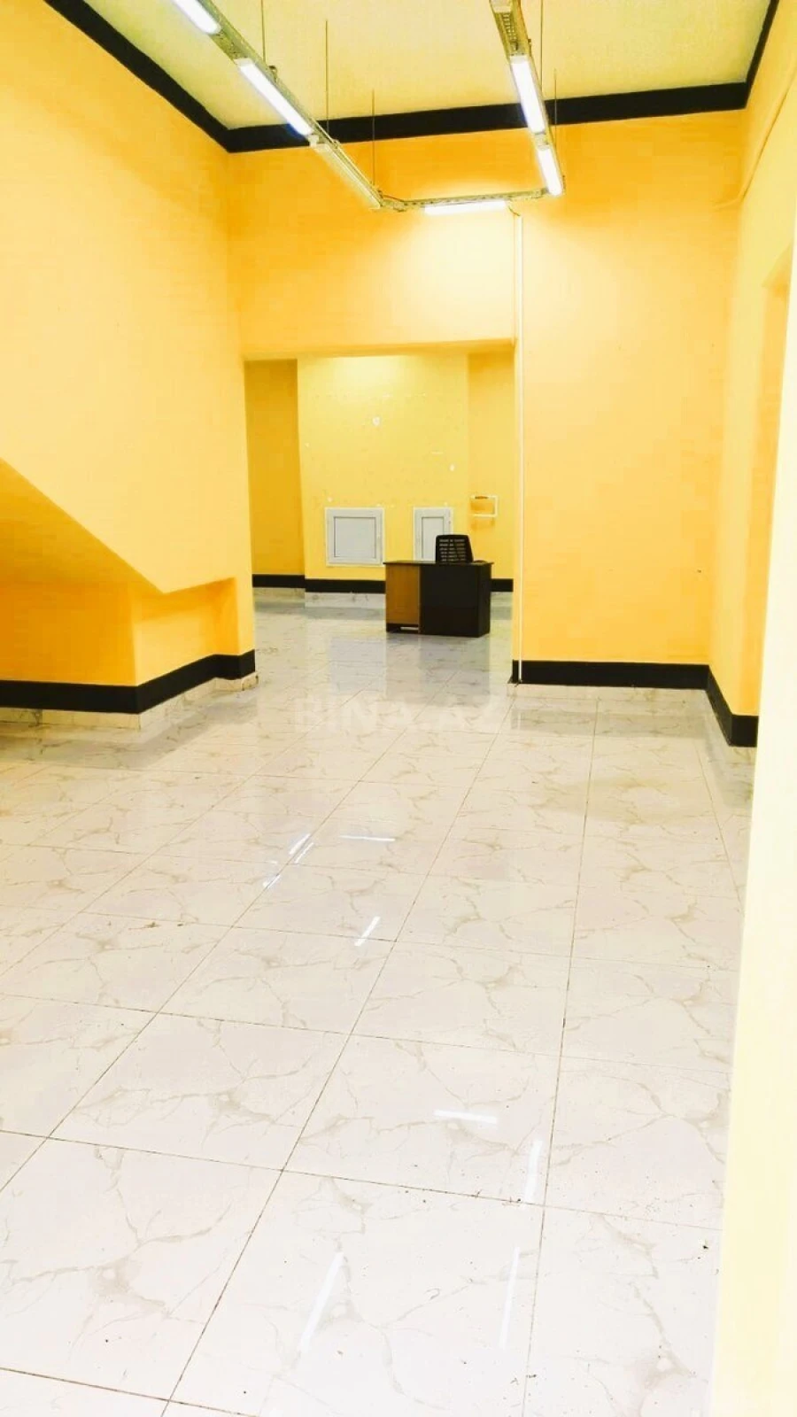 Kirayə verilir obyekt 105 m²