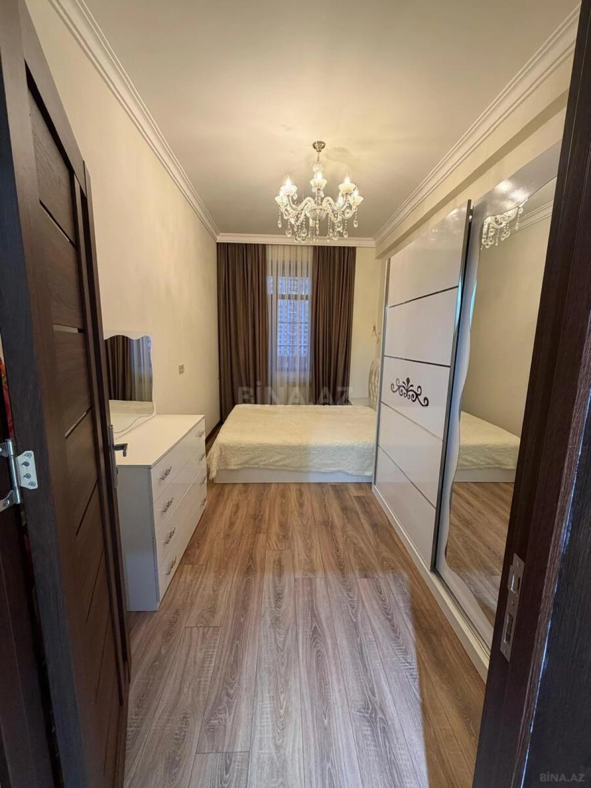 Kirayə verilir 2 otaqlı mənzil 70 m²