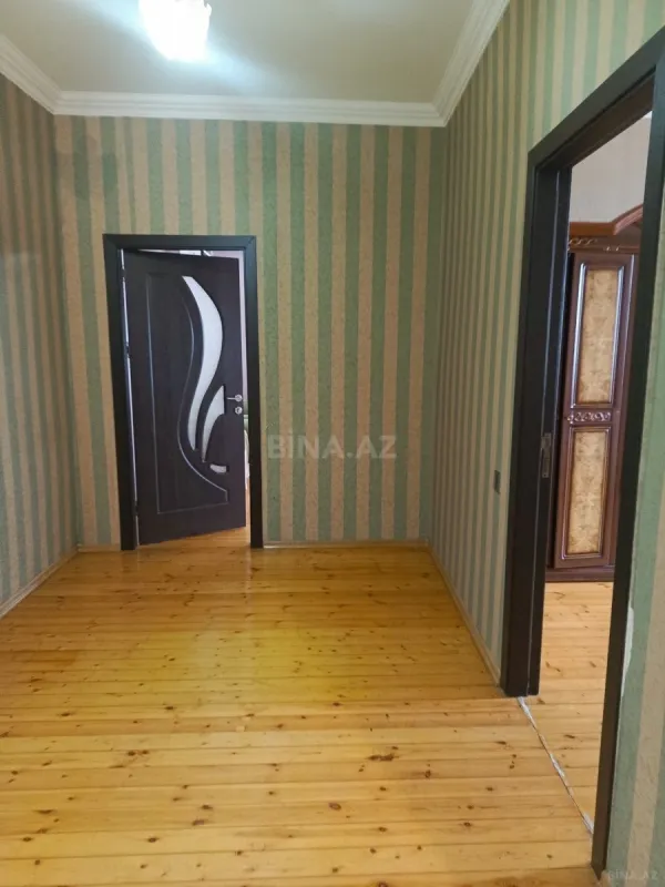 Kirayə verilir 2 otaqlı mənzil 93 m²