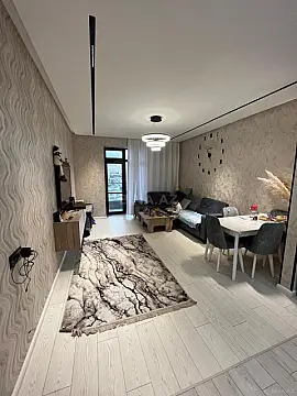 Kirayə verilir 2 otaqlı mənzil 70 m²