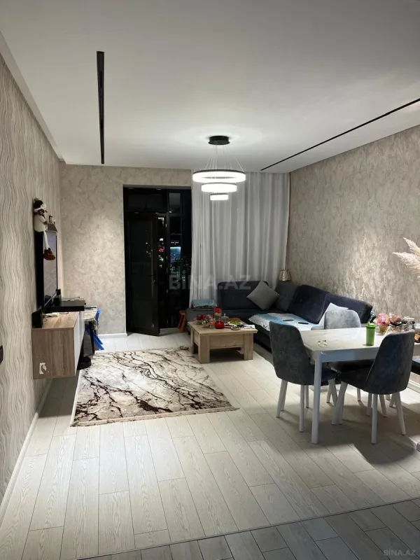 Kirayə verilir 2 otaqlı mənzil 70 m²