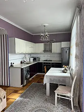 Satılır 3 otaqlı mənzil 109 m²