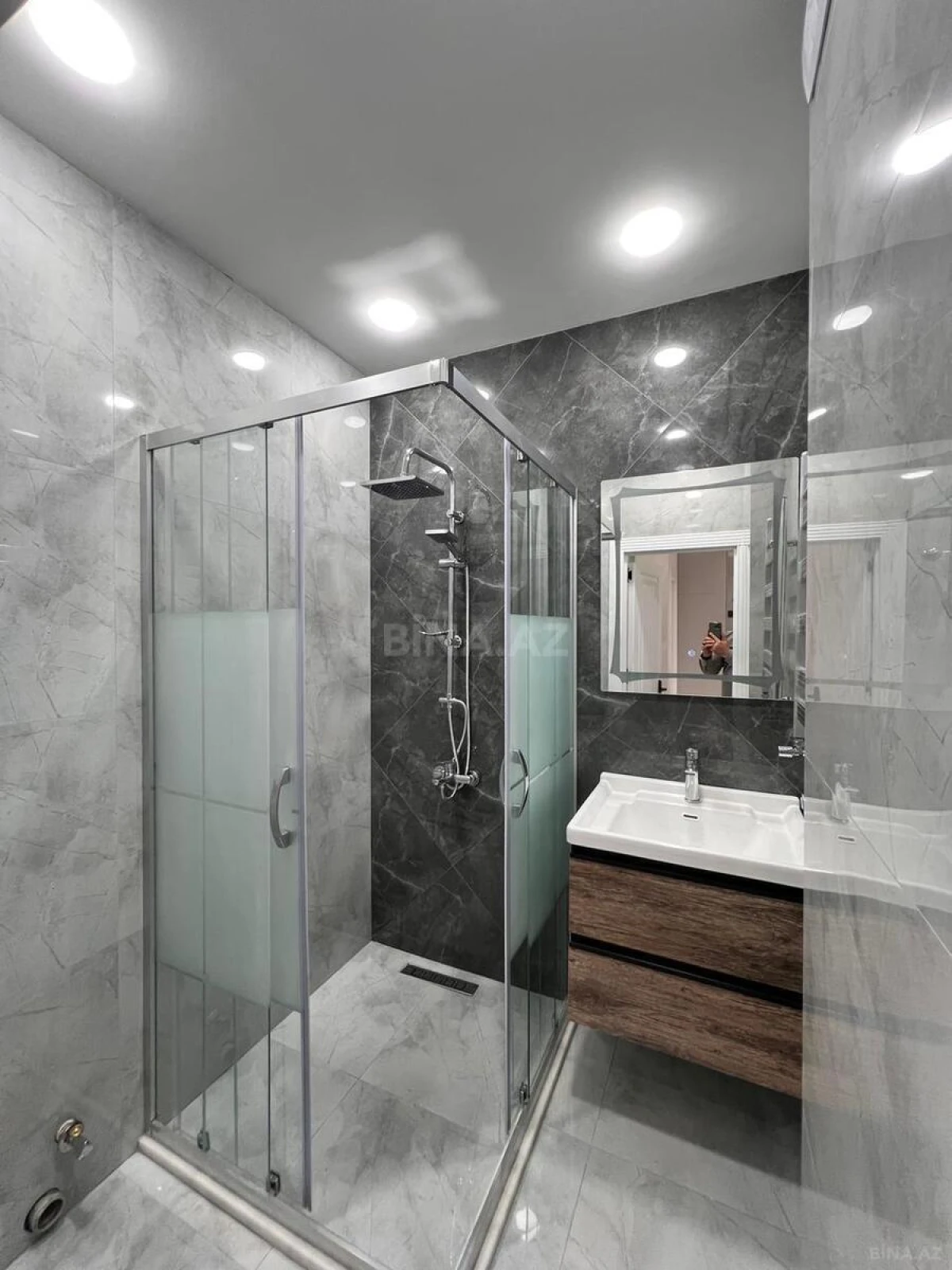 Satılır 3 otaqlı mənzil 80 m²