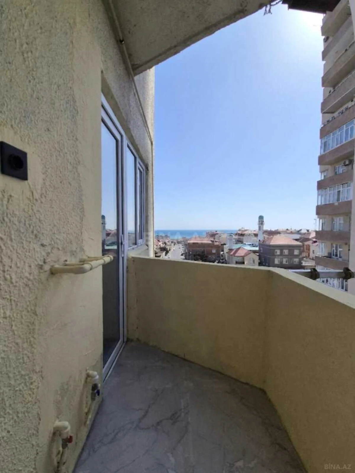 Satılır 2 otaqlı mənzil 45 m²