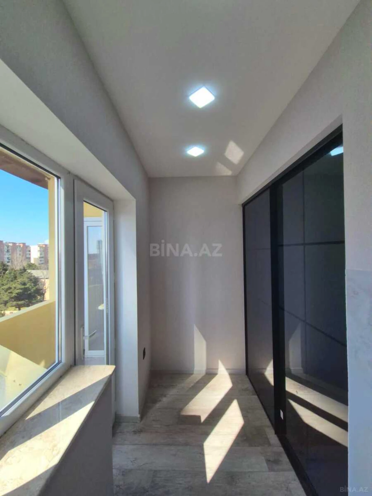 Satılır 2 otaqlı mənzil 45 m²