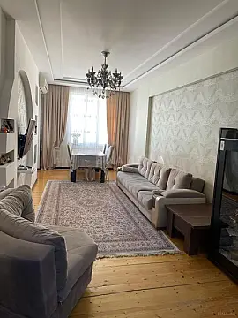 Satılır 4 otaqlı mənzil 135 m² — Bakı, Yasamal 4 otaq 135.00 m²