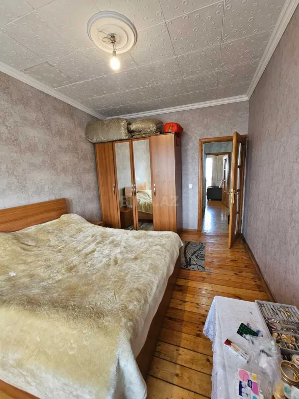 Satılır 3 otaqlı mənzil 70 m²