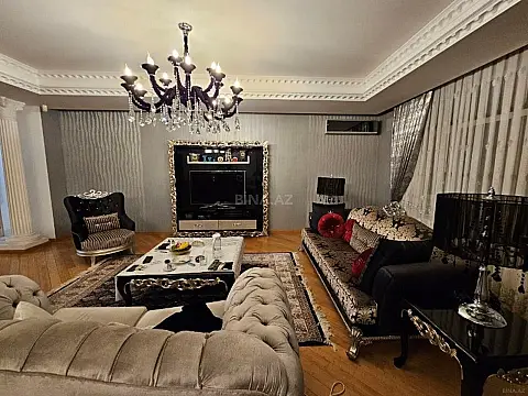 Satılır 4 otaqlı mənzil 320 m²