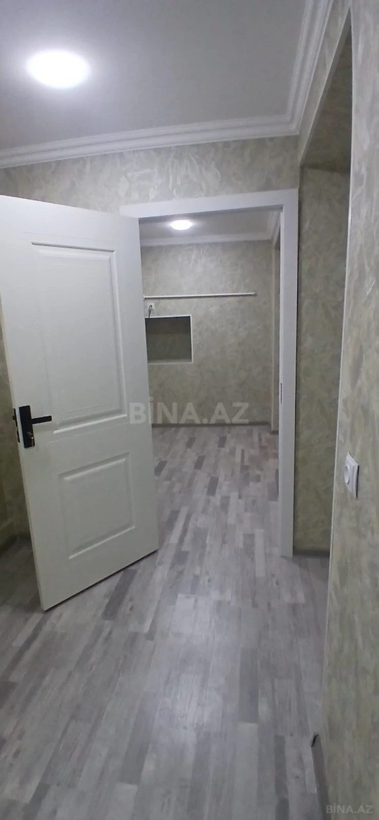 Satılır 2 otaqlı mənzil 60 m²