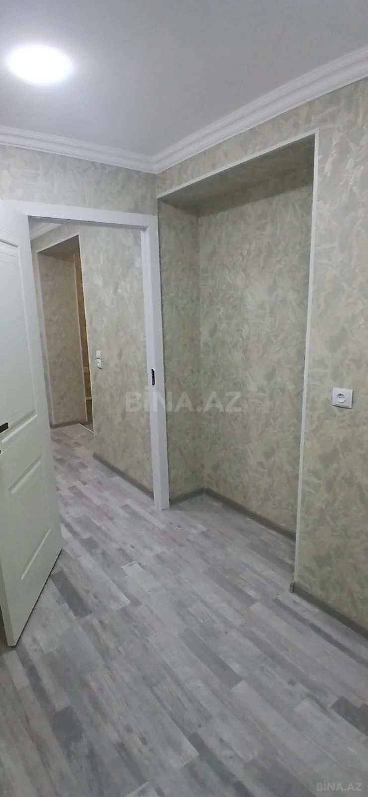 Satılır 2 otaqlı mənzil 60 m²