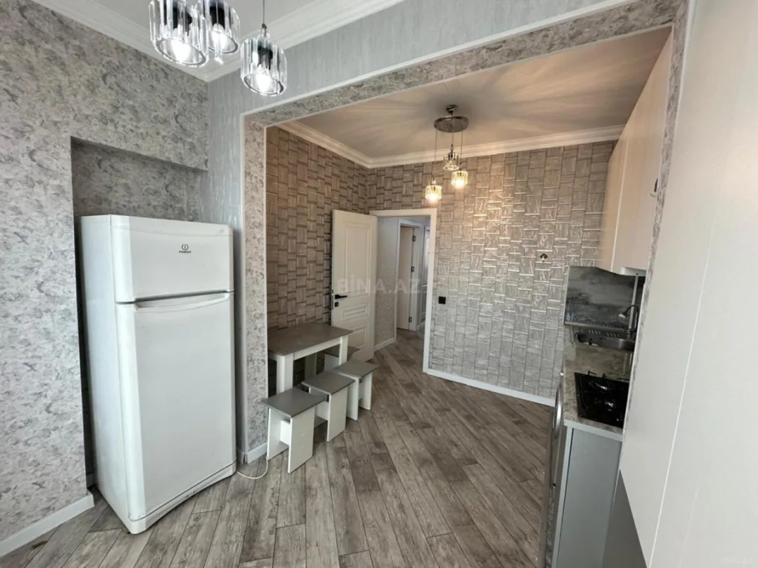 Satılır 2 otaqlı mənzil 60 m²