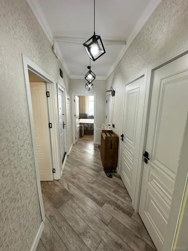 Satılır 2 otaqlı mənzil 60 m²