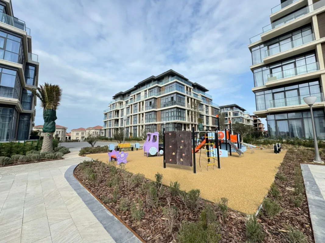 Satılır 2 otaqlı mənzil 74 m²