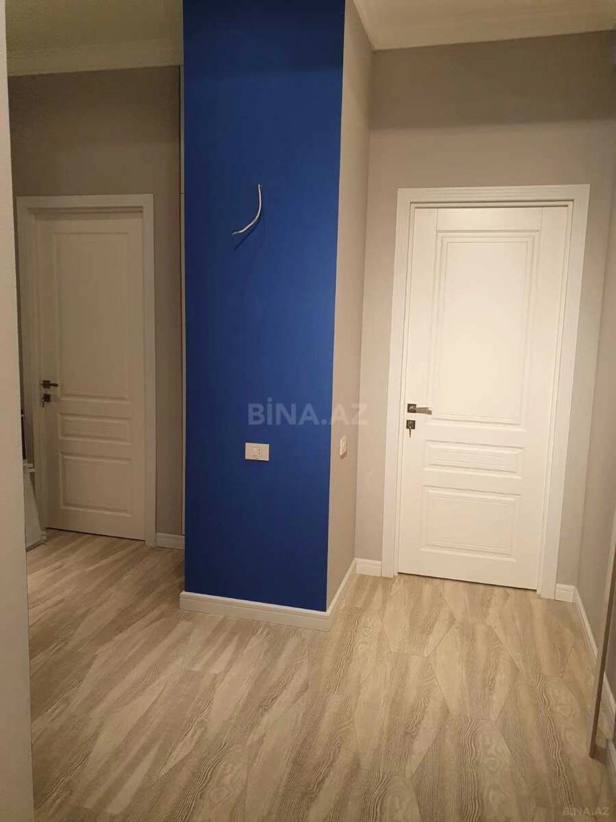Satılır 3 otaqlı mənzil 97 m²