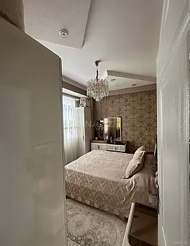 Satılır 2 otaqlı mənzil 63 m²