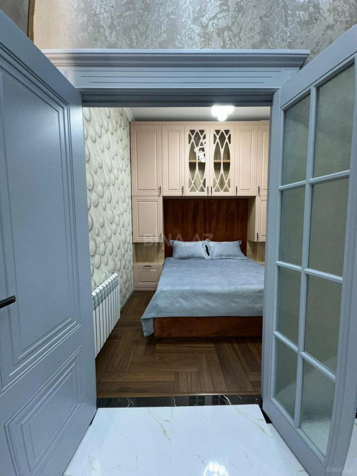 Satılır 3 otaqlı mənzil 107 m²