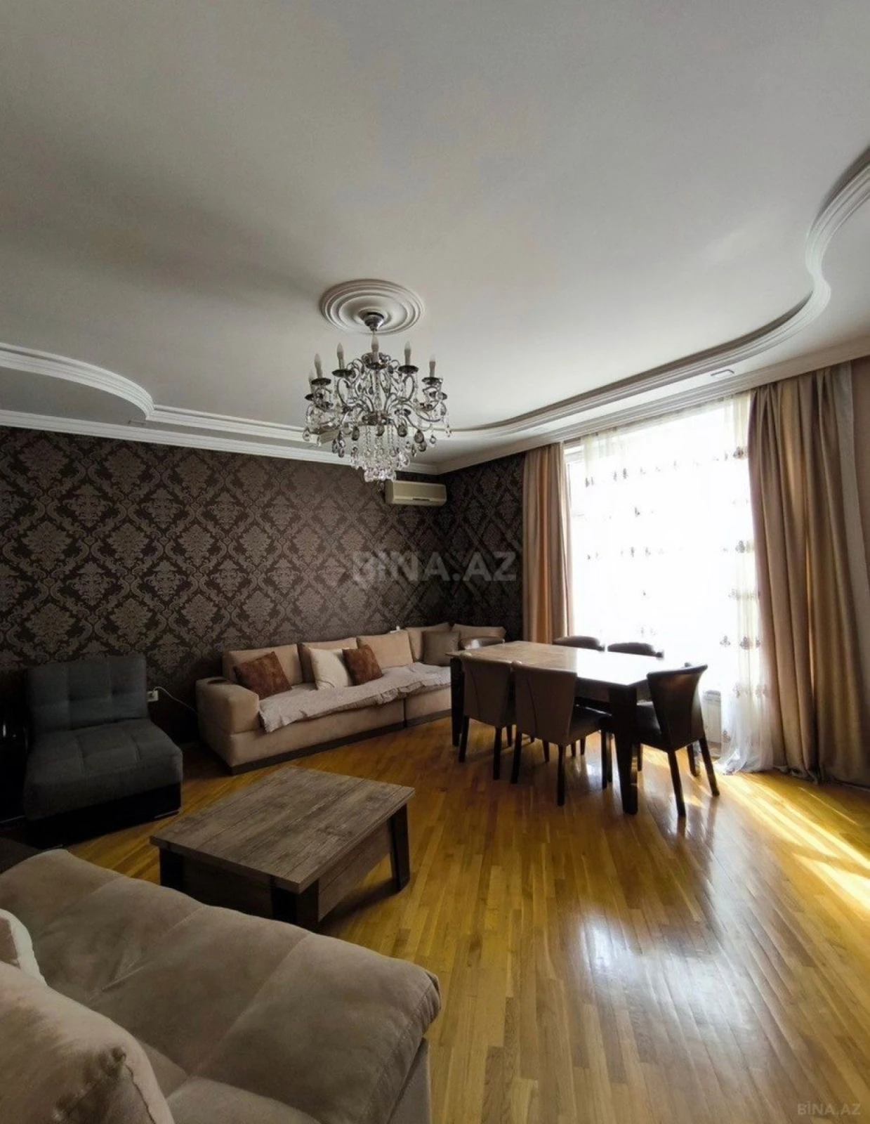 Satılır 3 otaqlı mənzil 123 m²
