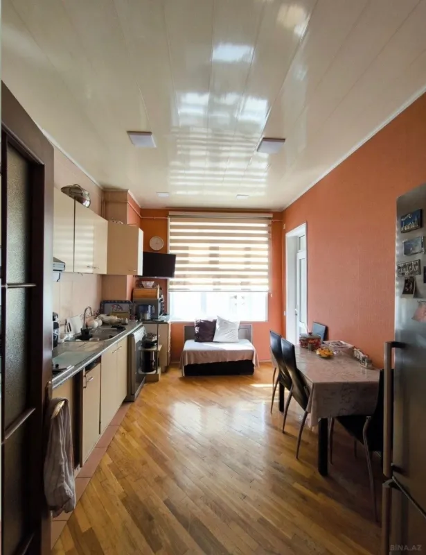 Satılır 3 otaqlı mənzil 123 m²