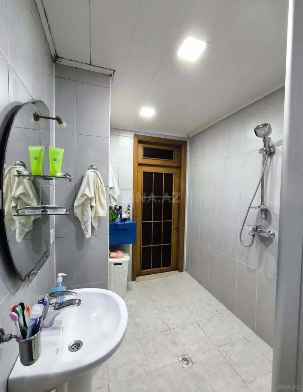 Satılır 3 otaqlı mənzil 123 m²