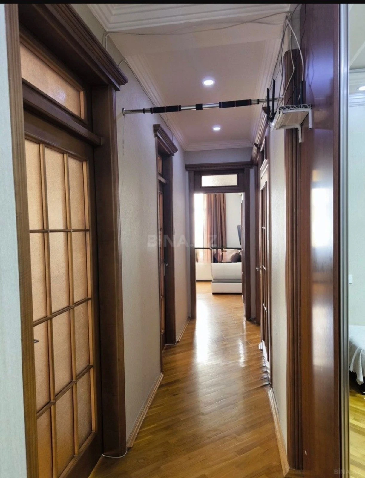 Satılır 3 otaqlı mənzil 123 m²